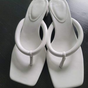 VETASTE Women's Thong Strap Leather Heeled Sandals Block Square-toe Fashion sz 8